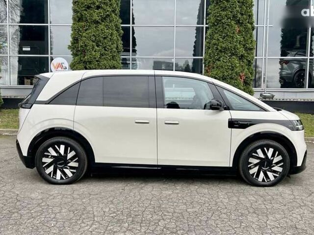 Zeekr Mix, объемом двигателя 0 л и пробегом 3 тыс. км за 46500 $, фото 3 на Automoto.ua