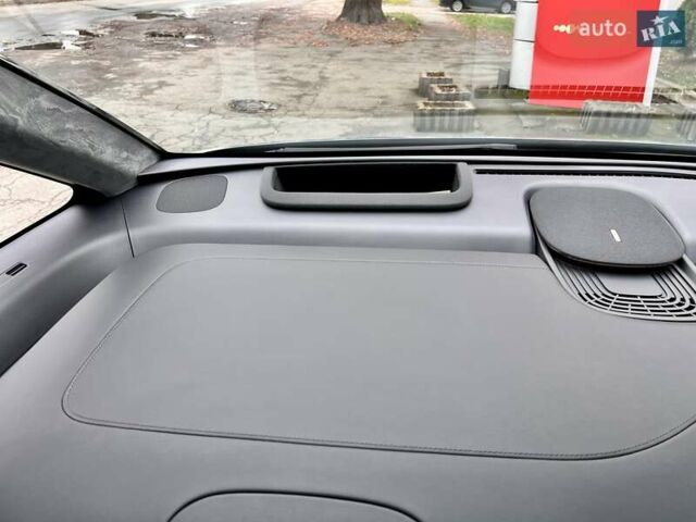 Серый Zeekr Mix, объемом двигателя 0 л и пробегом 3 тыс. км за 46900 $, фото 38 на Automoto.ua