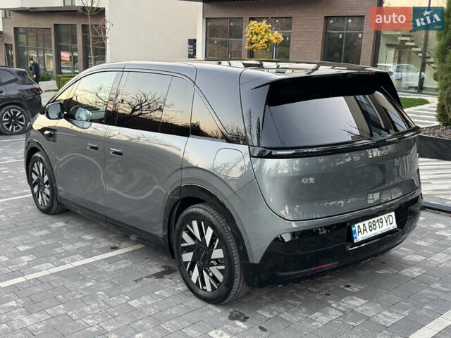 Сірий Zeekr Mix, об'ємом двигуна 0 л та пробігом 1 тис. км за 45999 $, фото 15 на Automoto.ua