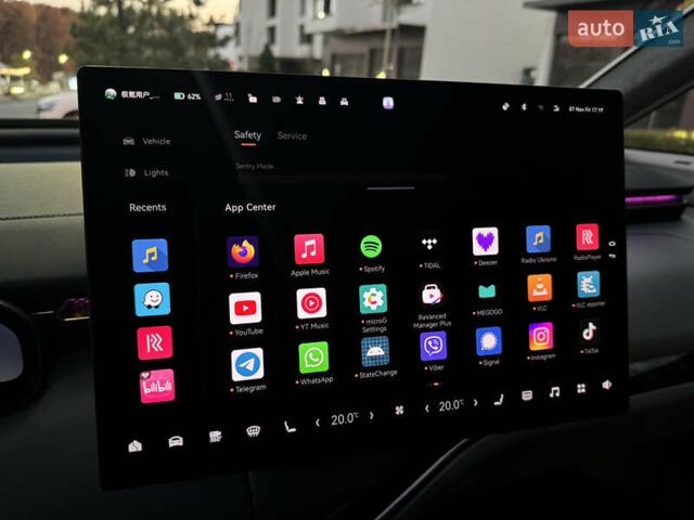 Сірий Zeekr Mix, об'ємом двигуна 0 л та пробігом 1 тис. км за 45999 $, фото 59 на Automoto.ua