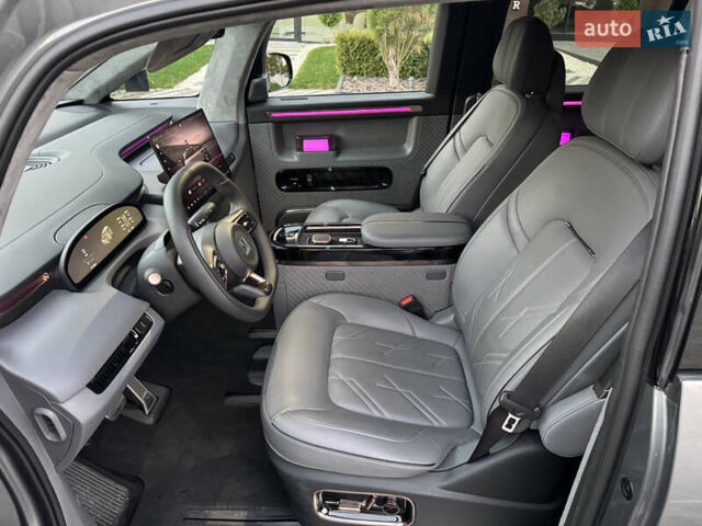 Сірий Zeekr Mix, об'ємом двигуна 0 л та пробігом 1 тис. км за 45999 $, фото 32 на Automoto.ua