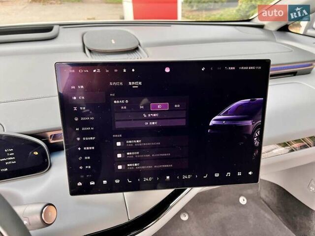 Сірий Zeekr Mix, об'ємом двигуна 0 л та пробігом 3 тис. км за 46500 $, фото 39 на Automoto.ua