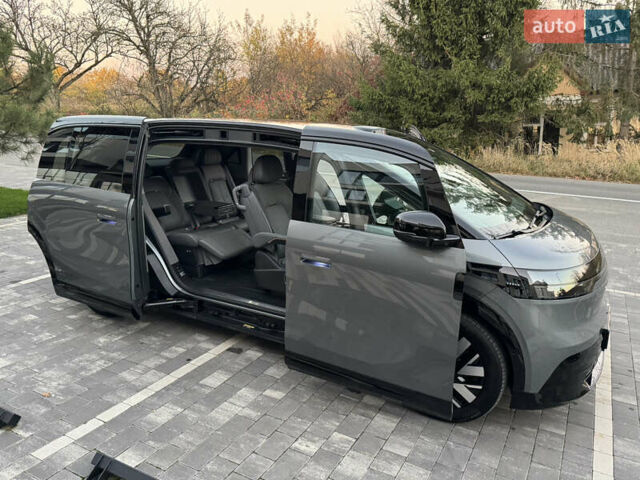 Сірий Zeekr Mix, об'ємом двигуна 0 л та пробігом 1 тис. км за 45999 $, фото 26 на Automoto.ua