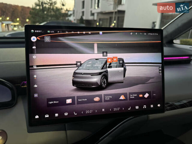 Сірий Zeekr Mix, об'ємом двигуна 0 л та пробігом 1 тис. км за 45999 $, фото 49 на Automoto.ua