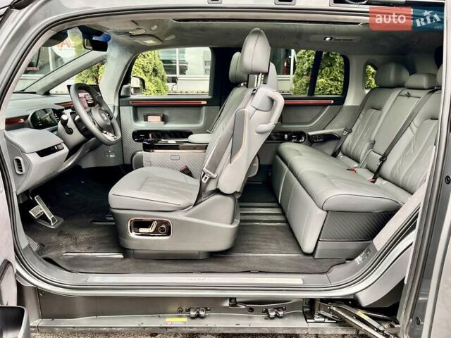 Серый Zeekr Mix, объемом двигателя 0 л и пробегом 3 тыс. км за 46900 $, фото 28 на Automoto.ua