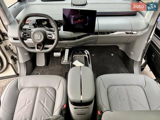 Сірий Zeekr Mix, об'ємом двигуна 0 л та пробігом 3 тис. км за 46500 $, фото 35 на Automoto.ua