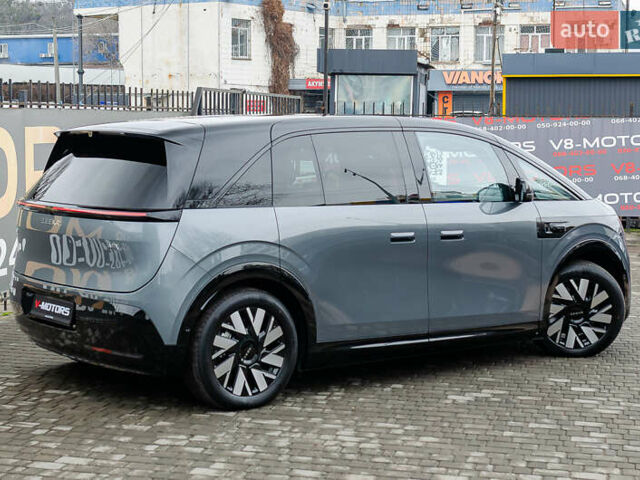 Серый Zeekr Mix, объемом двигателя 0 л и пробегом 1 тыс. км за 45990 $, фото 5 на Automoto.ua