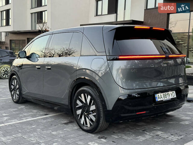 Сірий Zeekr Mix, об'ємом двигуна 0 л та пробігом 1 тис. км за 45999 $, фото 18 на Automoto.ua