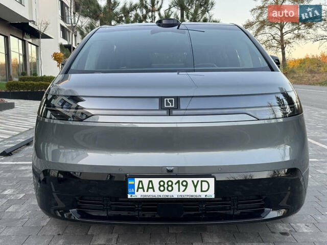 Сірий Zeekr Mix, об'ємом двигуна 0 л та пробігом 1 тис. км за 45999 $, фото 12 на Automoto.ua