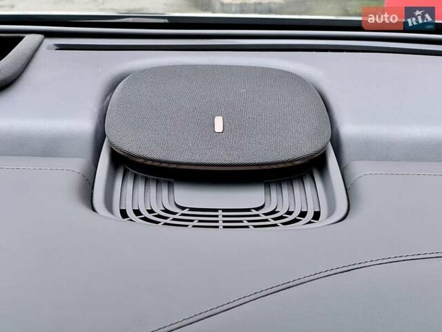 Серый Zeekr Mix, объемом двигателя 0 л и пробегом 3 тыс. км за 46900 $, фото 37 на Automoto.ua