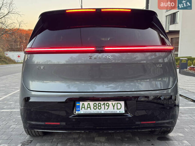 Сірий Zeekr Mix, об'ємом двигуна 0 л та пробігом 1 тис. км за 45999 $, фото 22 на Automoto.ua