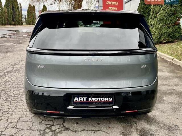 Серый Zeekr Mix, объемом двигателя 0 л и пробегом 3 тыс. км за 46900 $, фото 10 на Automoto.ua