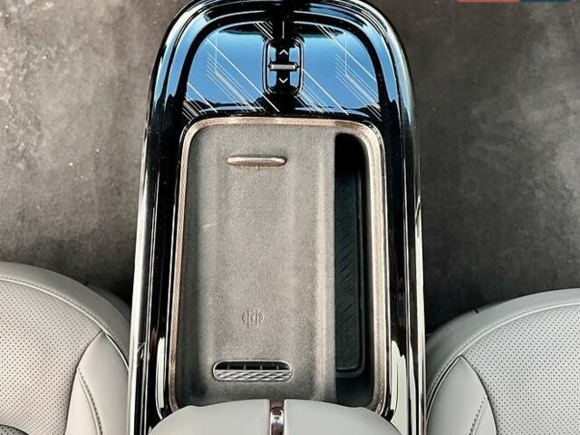 Сірий Zeekr Mix, об'ємом двигуна 0 л та пробігом 3 тис. км за 46500 $, фото 40 на Automoto.ua