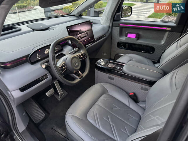 Сірий Zeekr Mix, об'ємом двигуна 0 л та пробігом 1 тис. км за 45999 $, фото 31 на Automoto.ua