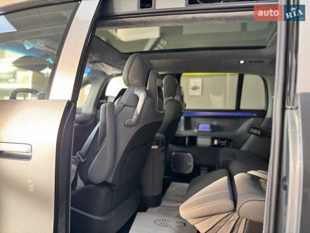 Серый Zeekr Mix, объемом двигателя 0 л и пробегом 1 тыс. км за 48899 $, фото 24 на Automoto.ua