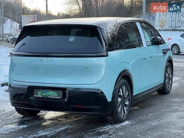 Синий Zeekr Mix, объемом двигателя 0 л и пробегом 1 тыс. км за 41990 $, фото 4 на Automoto.ua