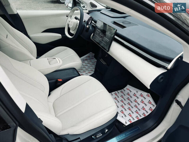 Белый Zeekr X, объемом двигателя 0 л и пробегом 1 тыс. км за 27990 $, фото 28 на Automoto.ua