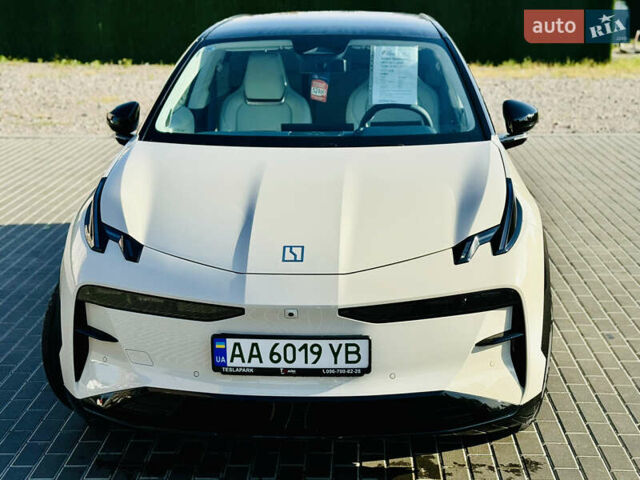 Белый Zeekr X, объемом двигателя 0 л и пробегом 1 тыс. км за 28999 $, фото 1 на Automoto.ua