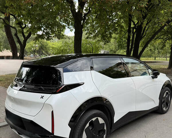 Білий Zeekr X, об'ємом двигуна 0 л та пробігом 45 тис. км за 27500 $, фото 4 на Automoto.ua