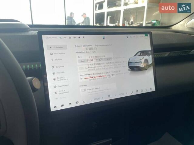 Белый Zeekr X, объемом двигателя 0 л и пробегом 1 тыс. км за 30899 $, фото 14 на Automoto.ua