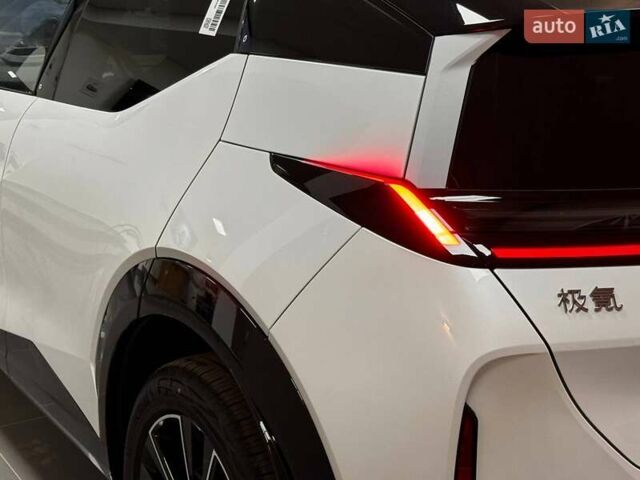 Белый Zeekr X, объемом двигателя 0 л и пробегом 1 тыс. км за 24899 $, фото 3 на Automoto.ua