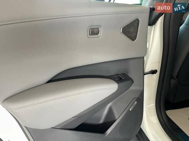 Белый Zeekr X, объемом двигателя 0 л и пробегом 1 тыс. км за 30899 $, фото 20 на Automoto.ua