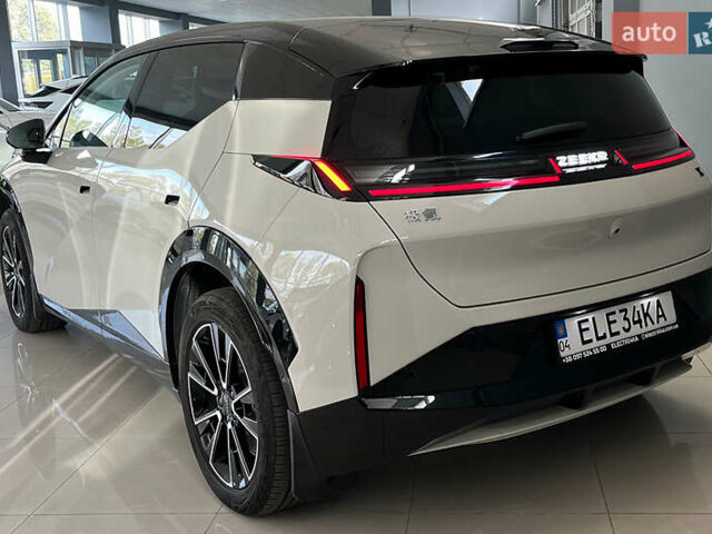 Бежевый Zeekr X, объемом двигателя 0 л и пробегом 3 тыс. км за 27900 $, фото 1 на Automoto.ua