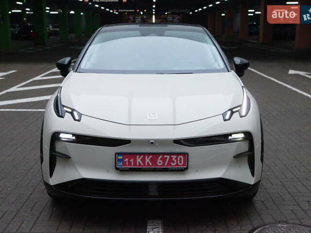 Бежевий Zeekr X, об'ємом двигуна 0 л та пробігом 9 тис. км за 28700 $, фото 1 на Automoto.ua