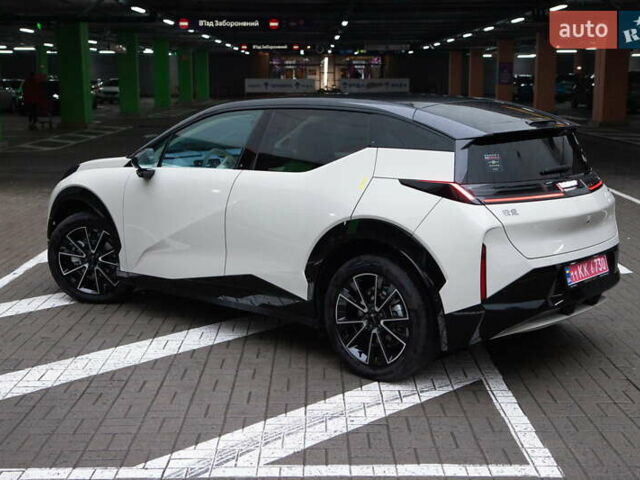 Бежевий Zeekr X, об'ємом двигуна 0 л та пробігом 9 тис. км за 28700 $, фото 9 на Automoto.ua