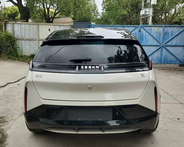 Бежевый Zeekr X, объемом двигателя 0 л и пробегом 30 тыс. км за 23000 $, фото 3 на Automoto.ua