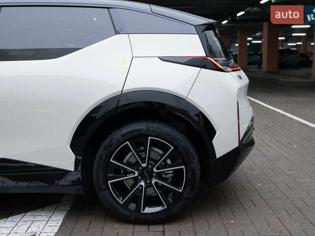 Бежевий Zeekr X, об'ємом двигуна 0 л та пробігом 9 тис. км за 28700 $, фото 13 на Automoto.ua
