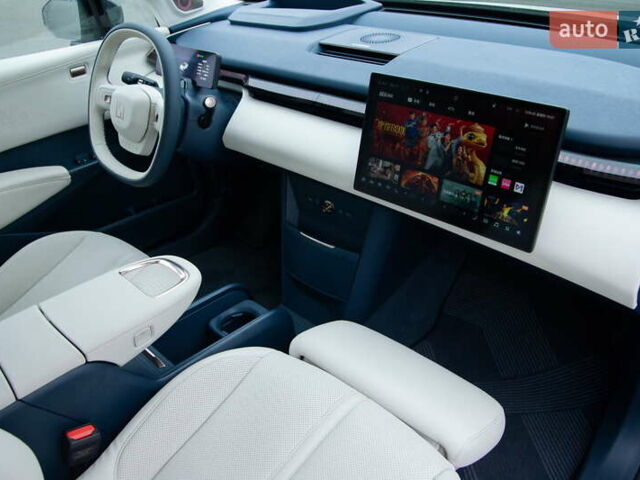 Бежевий Zeekr X, об'ємом двигуна 0 л та пробігом 9 тис. км за 28700 $, фото 23 на Automoto.ua