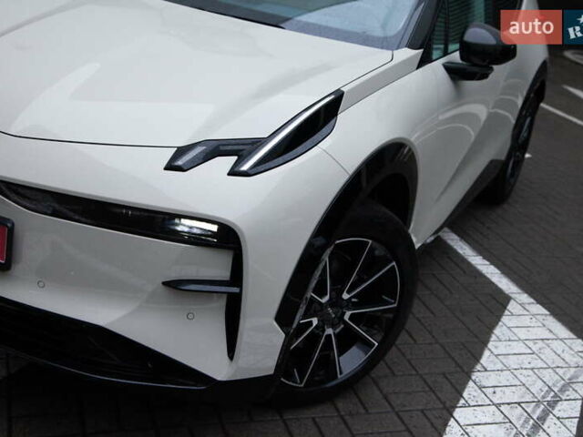 Бежевий Zeekr X, об'ємом двигуна 0 л та пробігом 9 тис. км за 28700 $, фото 14 на Automoto.ua