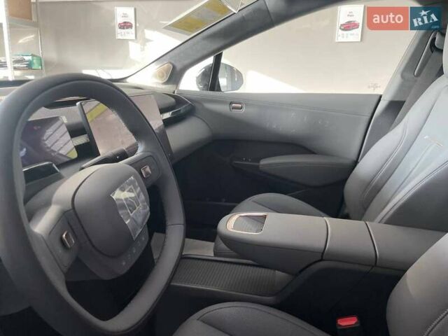 Серый Zeekr X, объемом двигателя 0 л и пробегом 1 тыс. км за 30899 $, фото 9 на Automoto.ua
