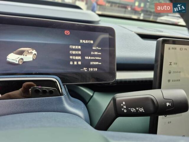 Зелений Zeekr X, об'ємом двигуна 0 л та пробігом 27 тис. км за 25500 $, фото 10 на Automoto.ua