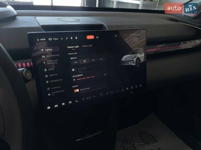 Зеленый Zeekr X, объемом двигателя 0 л и пробегом 1 тыс. км за 30899 $, фото 8 на Automoto.ua