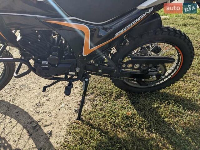 Zonsen ZS250GY-8 2025 в Полтаве на Automoto.ua Оранжевый Zonsen ZS250GY-8, объемом двигателя 0.25 л и пробегом 3 тыс. км за 1600 $, фото 1 на Automoto.ua
