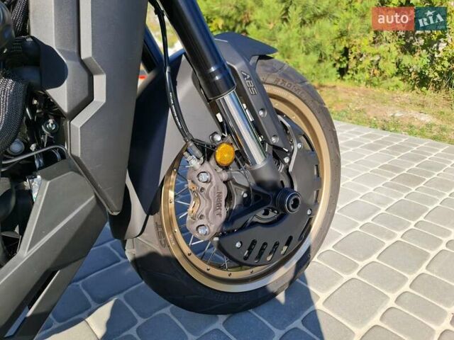 Черный Zontes ZT350-GK, объемом двигателя 0.35 л и пробегом 4 тыс. км за 3900 $, фото 7 на Automoto.ua