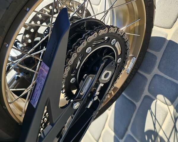 Черный Zontes ZT350-GK, объемом двигателя 0.35 л и пробегом 4 тыс. км за 3900 $, фото 16 на Automoto.ua