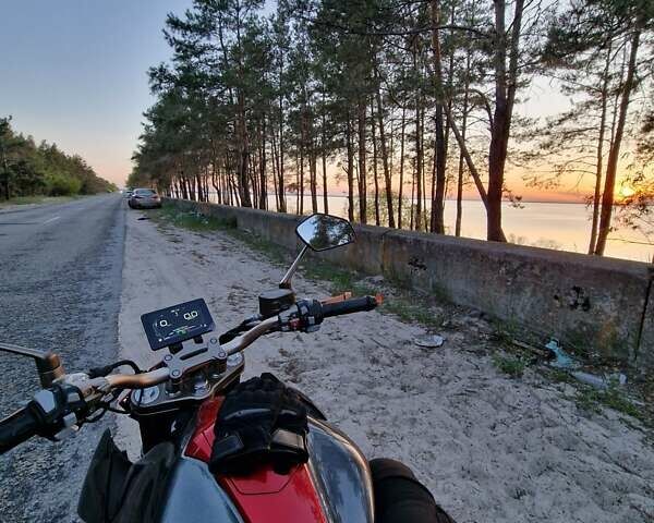 Красный Zontes ZT 310-R1, объемом двигателя 0.31 л и пробегом 6 тыс. км за 2999 $, фото 9 на Automoto.ua
