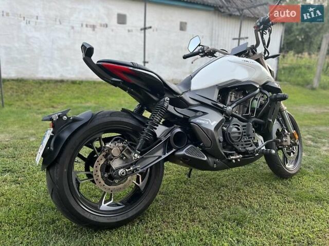 Белый Zontes ZT 310-V, объемом двигателя 0.31 л и пробегом 6 тыс. км за 2800 $, фото 11 на Automoto.ua