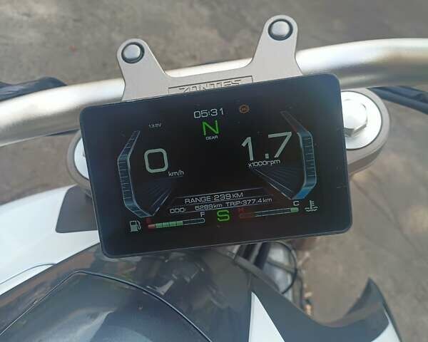 Белый Zontes ZT 310-V, объемом двигателя 0.35 л и пробегом 5 тыс. км за 3100 $, фото 6 на Automoto.ua