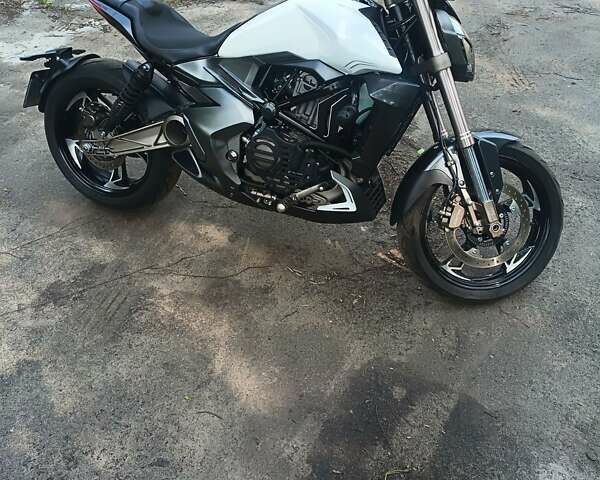 Белый Zontes ZT 310-V, объемом двигателя 0.35 л и пробегом 5 тыс. км за 3100 $, фото 8 на Automoto.ua