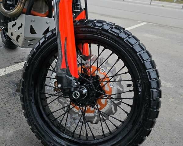 Красный Zuumav S8-NC 450, объемом двигателя 0.45 л и пробегом 10 тыс. км за 4000 $, фото 6 на Automoto.ua