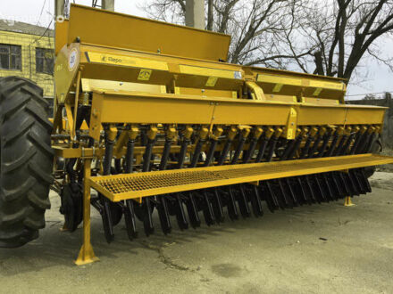 Planter Другая 2023 у Кропивницькому (Кіровограді) на Automoto.ua Жовтий Planter Другая, об'ємом двигуна 0 л та пробігом 0 тис. км за 329176 $, фото 1 на Automoto.ua