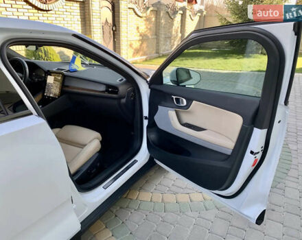 Белый Polestar 2, объемом двигателя 0 л и пробегом 29 тыс. км за 33500 $, фото 97 на Automoto.ua