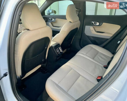 Белый Polestar 2, объемом двигателя 0 л и пробегом 29 тыс. км за 33500 $, фото 108 на Automoto.ua