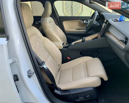 Белый Polestar 2, объемом двигателя 0 л и пробегом 29 тыс. км за 33500 $, фото 96 на Automoto.ua