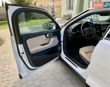 Белый Polestar 2, объемом двигателя 0 л и пробегом 29 тыс. км за 33500 $, фото 48 на Automoto.ua