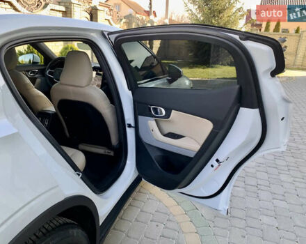 Белый Polestar 2, объемом двигателя 0 л и пробегом 29 тыс. км за 33500 $, фото 99 на Automoto.ua